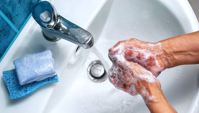 handen wassen van parasieten